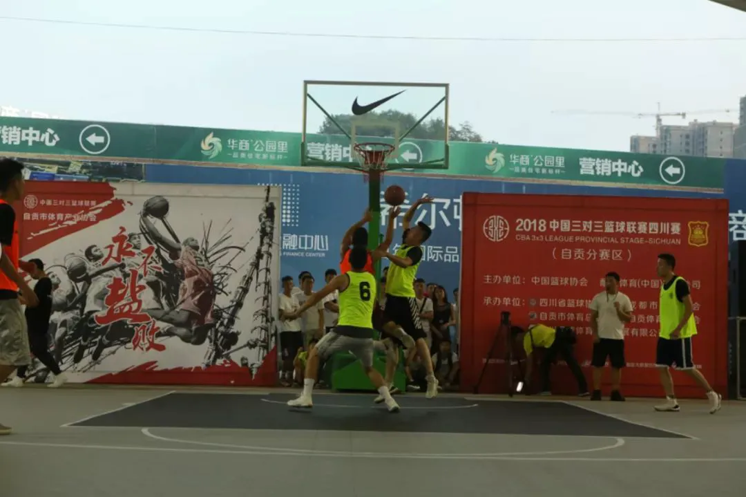 职业球员如何通过联赛提升竞技水平_0